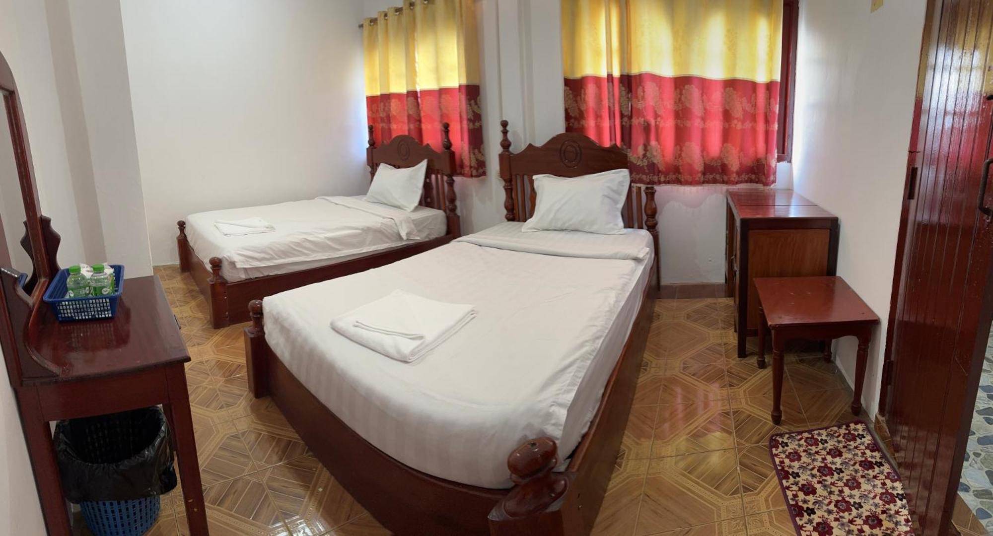 Vang Vieng Green Hotel Екстер'єр фото